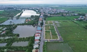 Thanh Oai lại dừng đấu giá đất