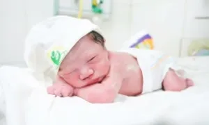 Truyền ối giữ thai thêm 13 tuần