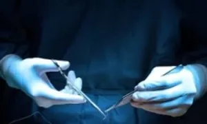 Suýt phải cắt bỏ ruột sau cơn đau bụng
