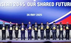 ASEAN cam kết duy trì hòa bình và tự do hàng hải ở Biển Đông ASEAN cam kết duy trì hòa bình và tự do hàng hải ở Biển Đông