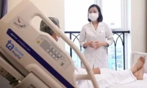 Nhiễm trùng do chích máu chữa gout